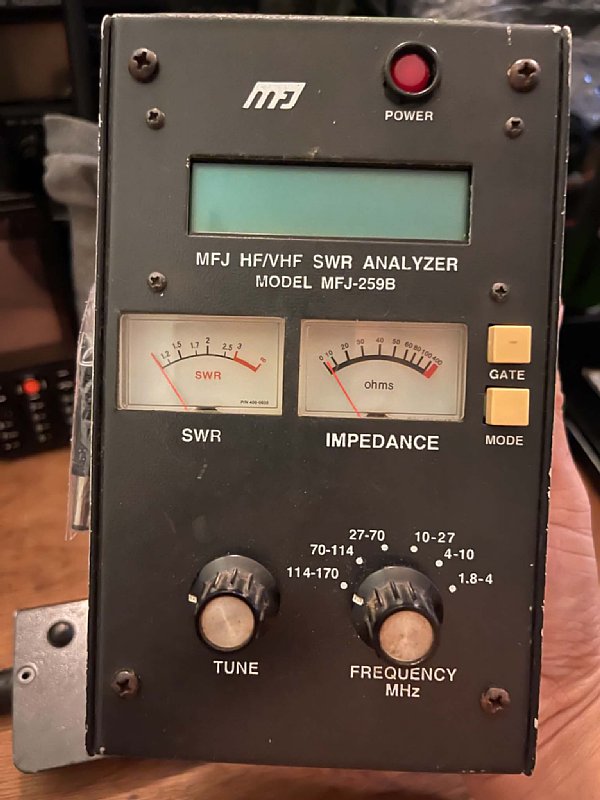 YAESU FT-2600Mとの交換に出したアンテナアナライザーMFJ-259B